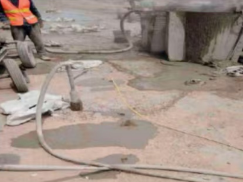 九台水泥混凝土路面板底注浆技术 路面脱空注浆整治方案